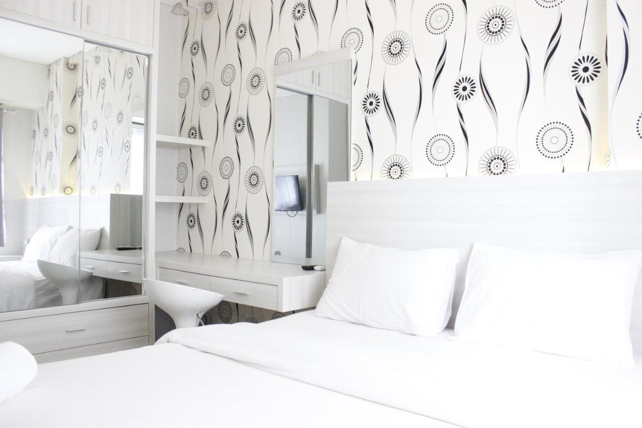 Apartemen Relaxing 1br At Parahyangan Near Cihampelas By Travelio