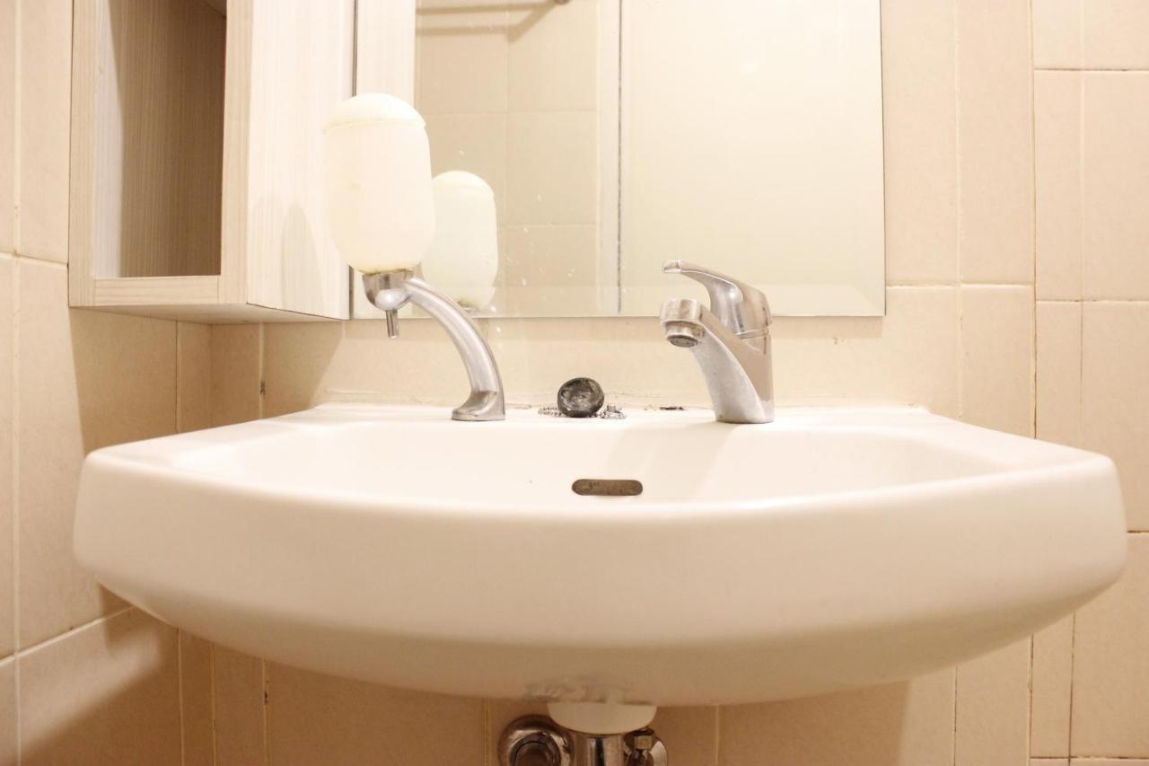 Relaxing 1br At Parahyangan Near Cihampelas By Travelio *